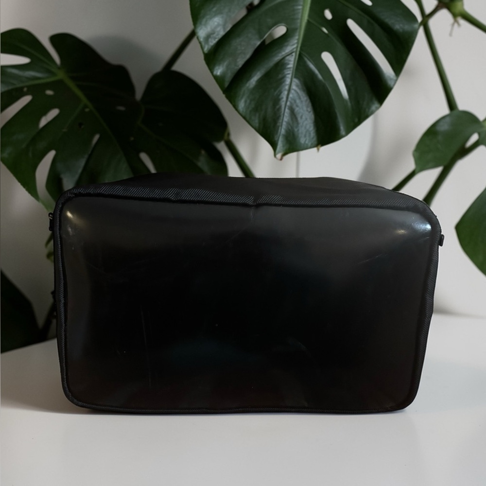 GUCCI Bamboo Shoulder Bag with COA - Picture 5 of 12